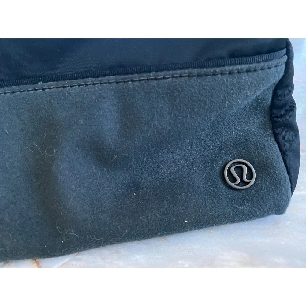 Lululemon Athletica Toiletry Bag Black Nylon Suede Pink Script Organizer